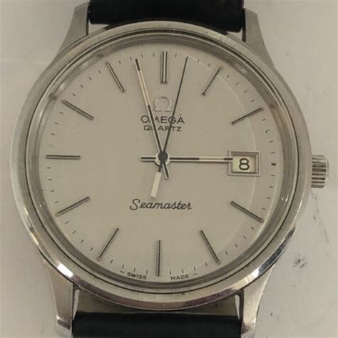 omega seamaster quartz watch minutes